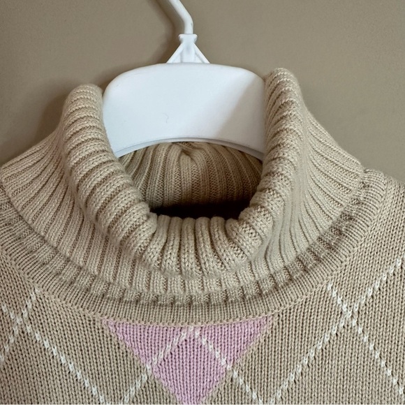Villager Liz Claiborne Women S Y2K Argyle Turtleneck Sweater Pink Tan Preppy - Picture 3 of 8